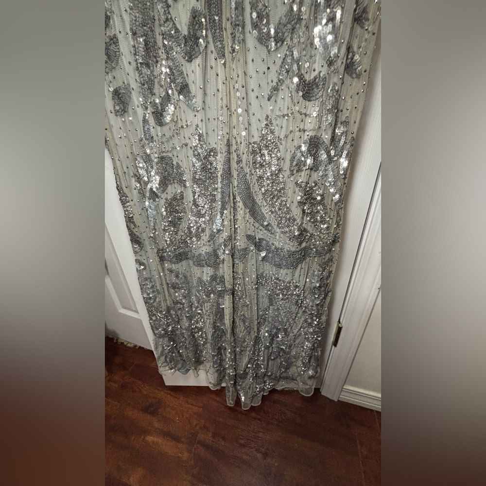 NWT MAC DUGGAL SZ 20 PLATINUM Hand Embellished Mesh Overlay Gown #5222 - Picture 7 of 12